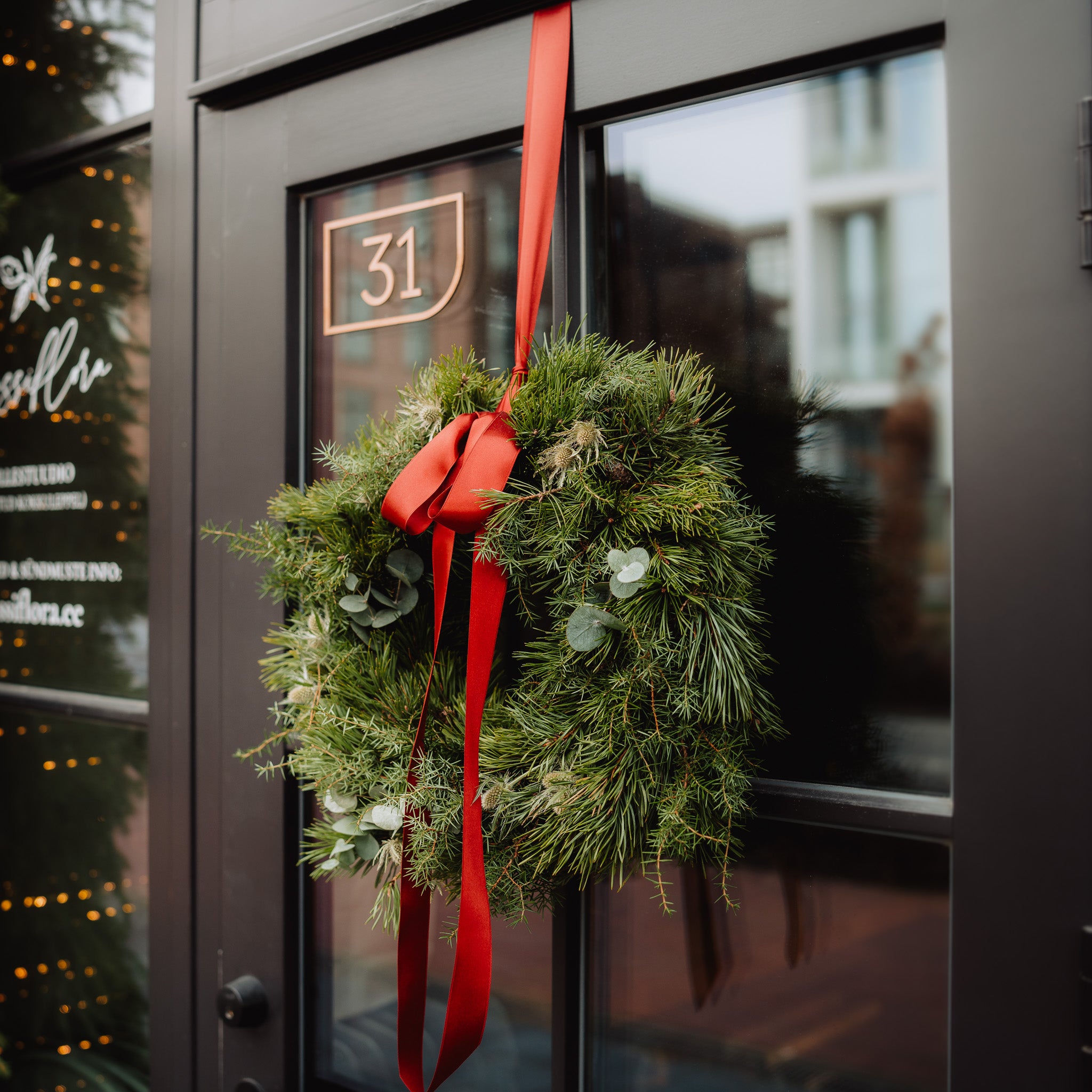 Hooajaline pärg, suur